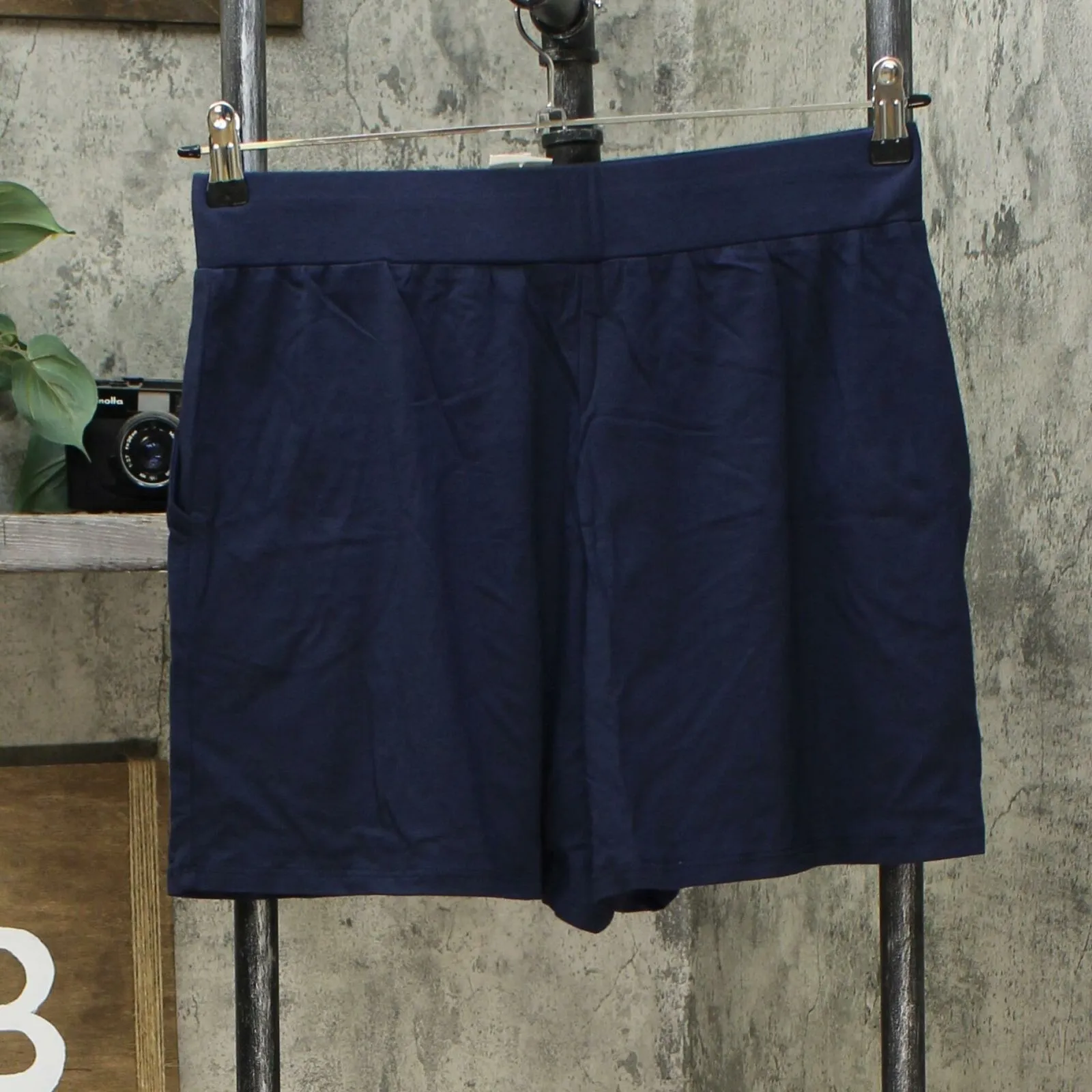 AnyBody Women's Cozy Knit Pleated Shorts