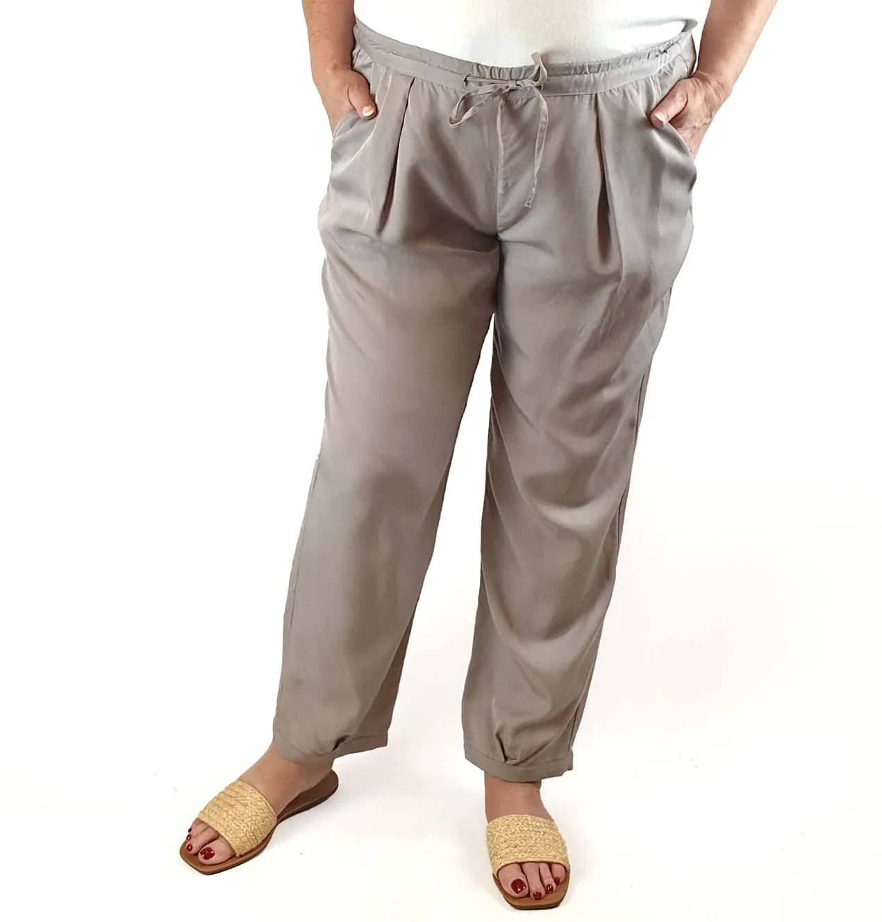 Elk faun/light brown tencel drawstring pants size XL (best fits size 16)