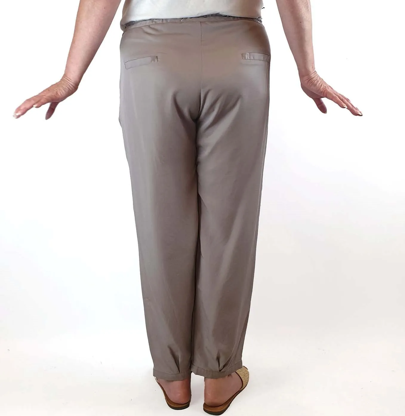Elk faun/light brown tencel drawstring pants size XL (best fits size 16)