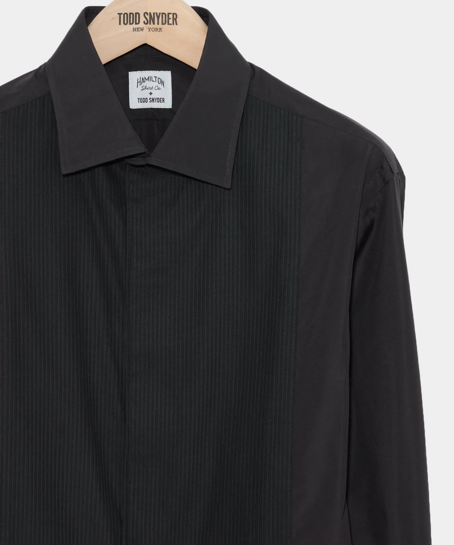 Hamilton   Todd Snyder Pleated Tuxedo Shirt in Black