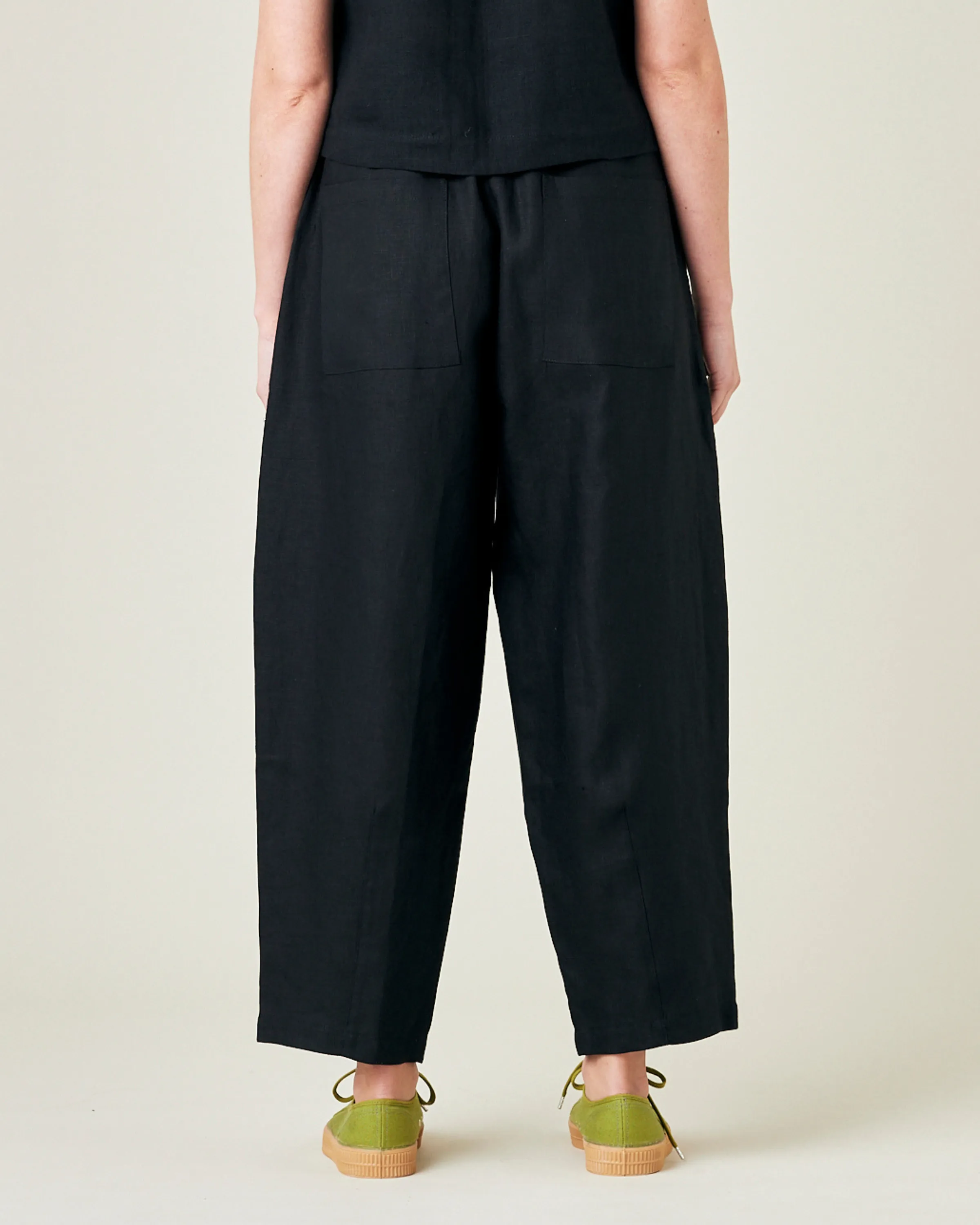 Huxley Black Linen Trousers