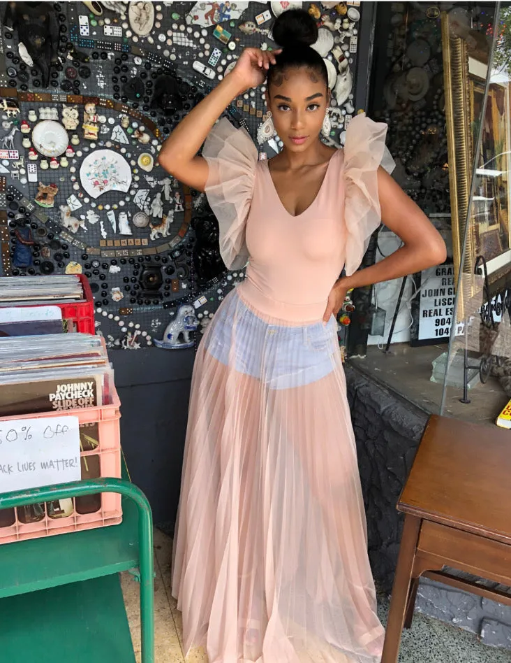 Pleated Mesh Maxi Skirt (NUDE)