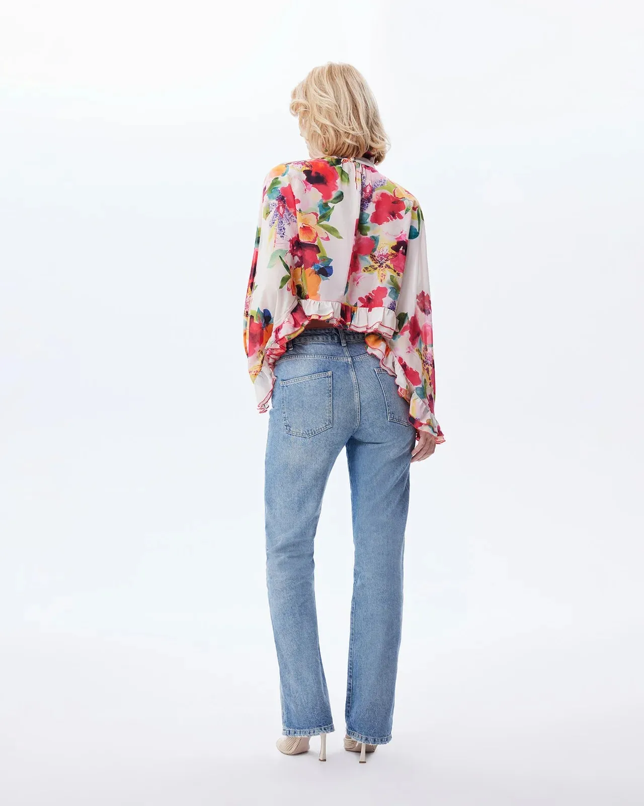 THEO Theia Orchid Print Ruffle Blouse in Mandarine Flower