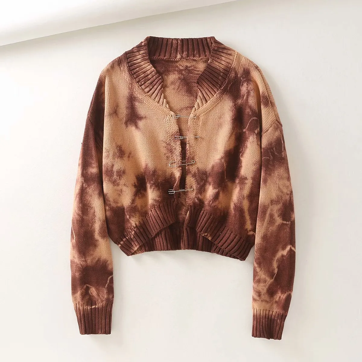 Tie-dye Brooch Button Knitting Sweater Cardigan
