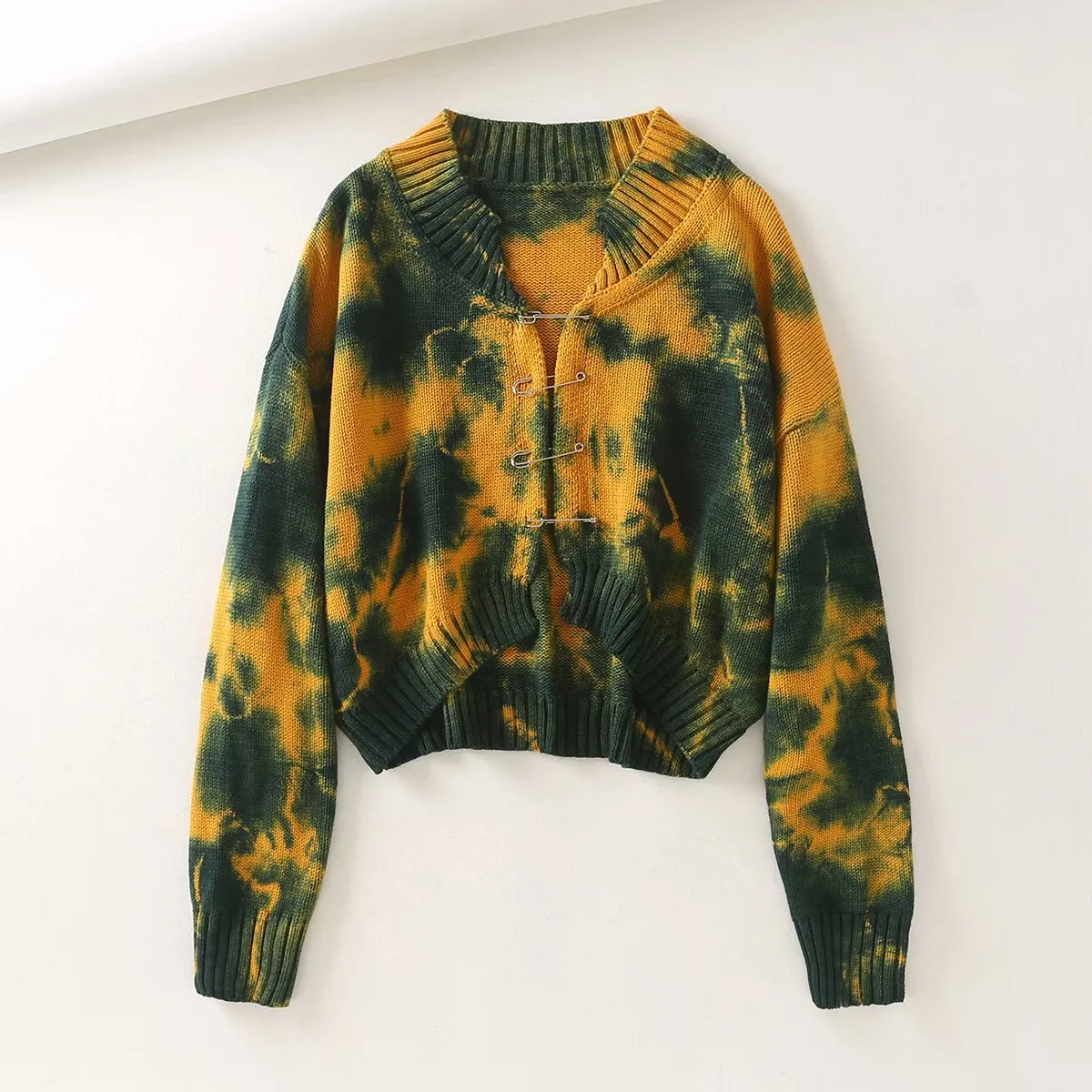 Tie-dye Brooch Button Knitting Sweater Cardigan