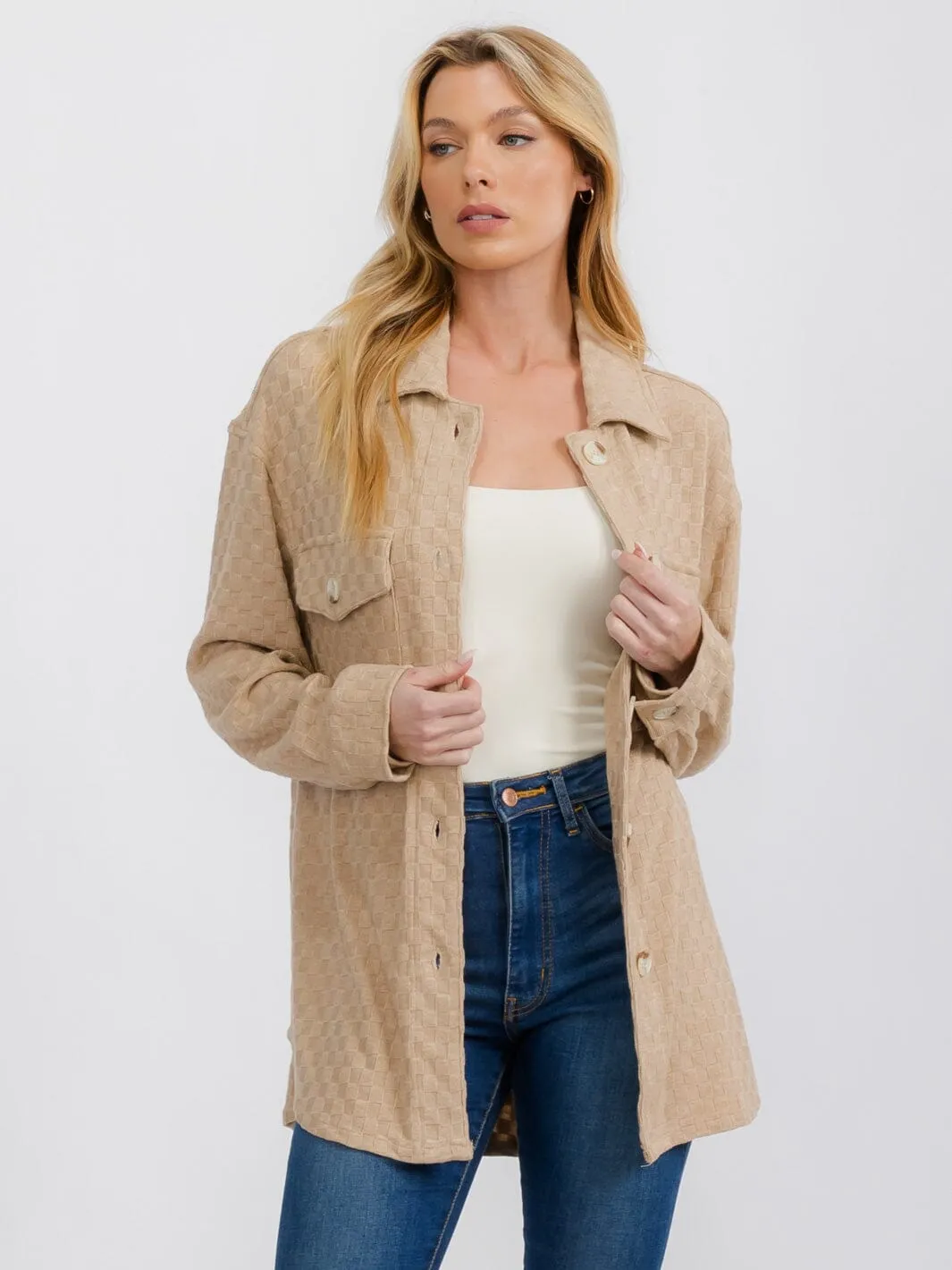 WOMEN'S LONG SLEEVE BUTTON UP OVERSIZED DETAILED TOP