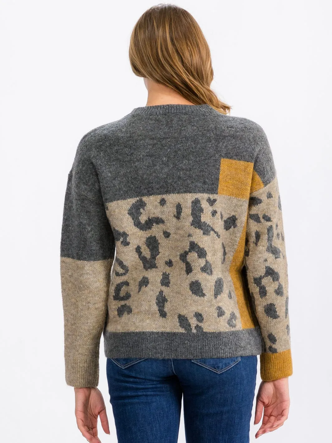 WOMEN'S LONG SLEEVE COLORBLOCK ANIMAL PRINT PULLOVER SWEATER