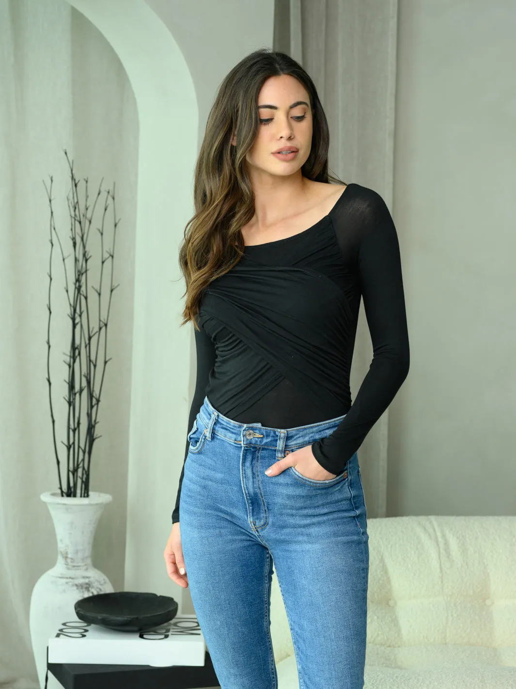 WOMEN'S LONG SLEEVE FRONT DETAILED BODYSUIT
