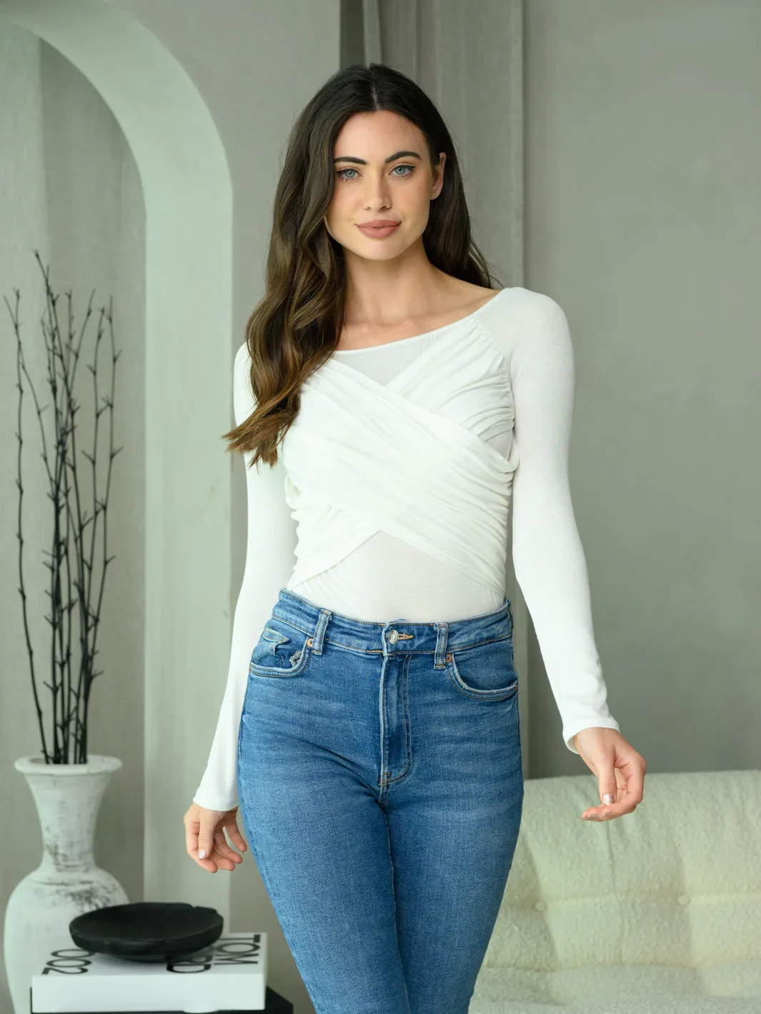 WOMEN'S LONG SLEEVE FRONT DETAILED BODYSUIT