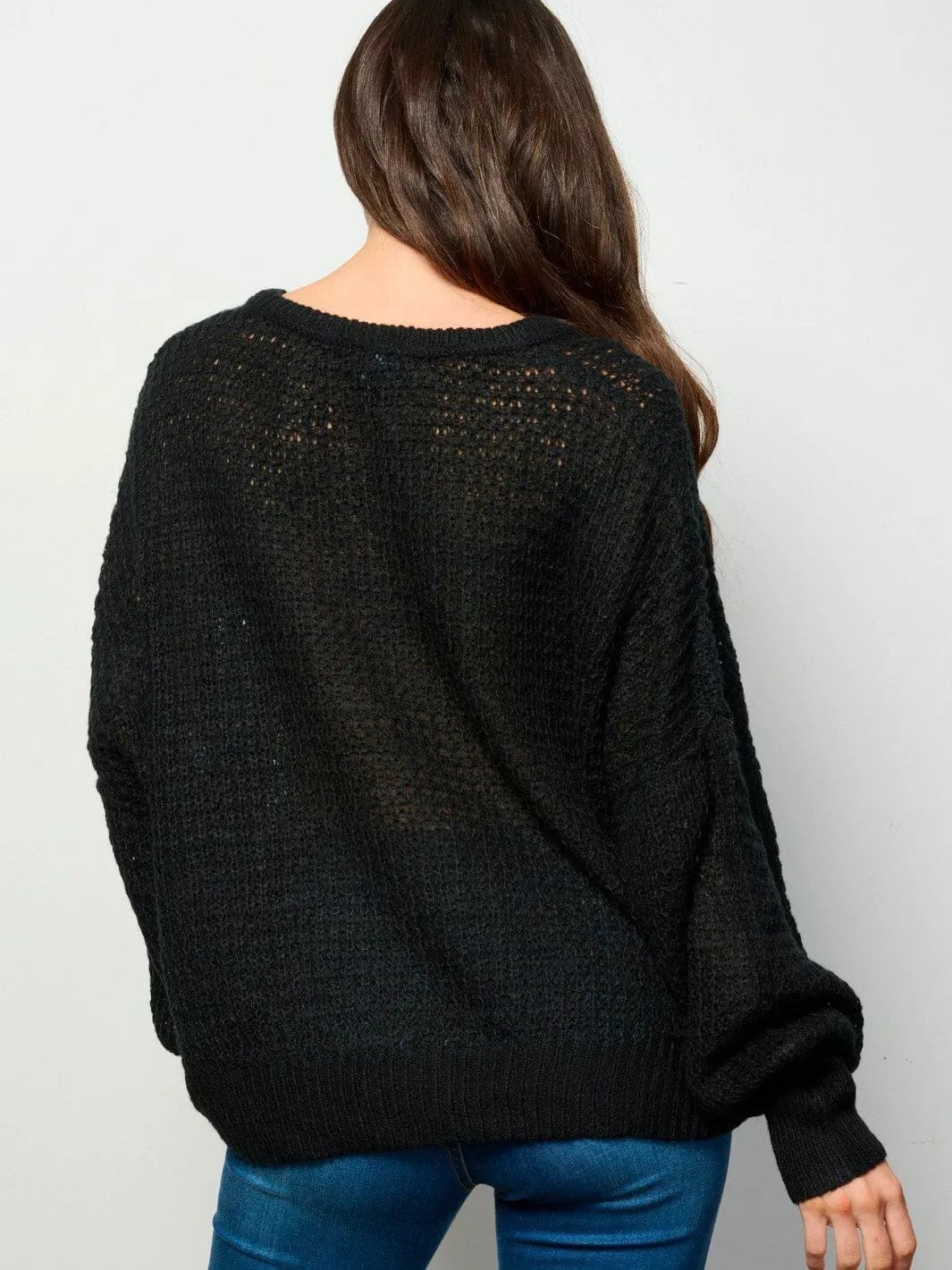 WOMEN'S LONG SLEEVE V-NECK KNIT PULLOVER SWEATER