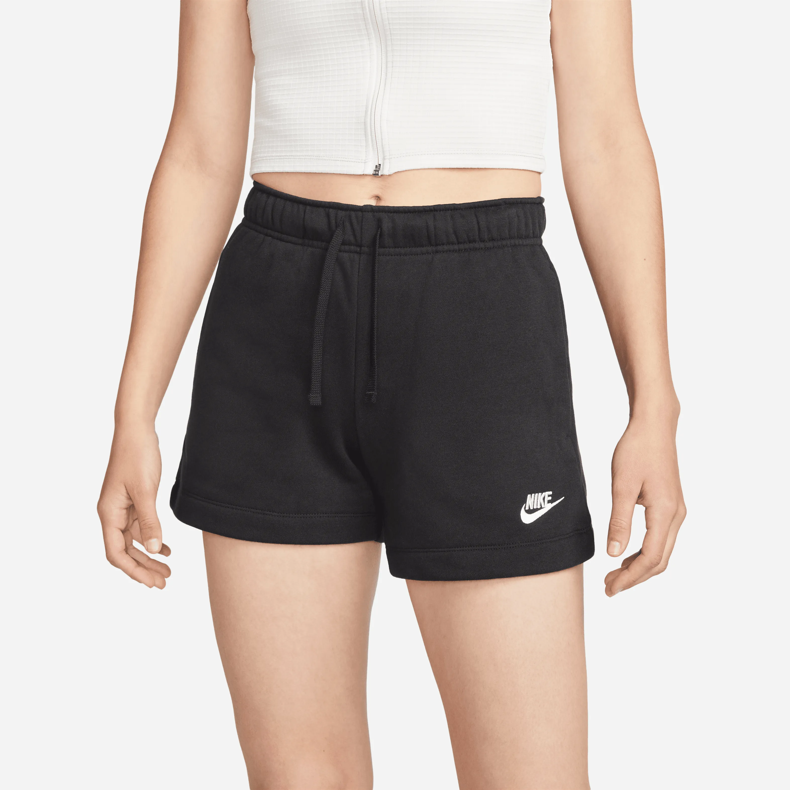 Women's Nike Sportswear Club Essentials Outfit