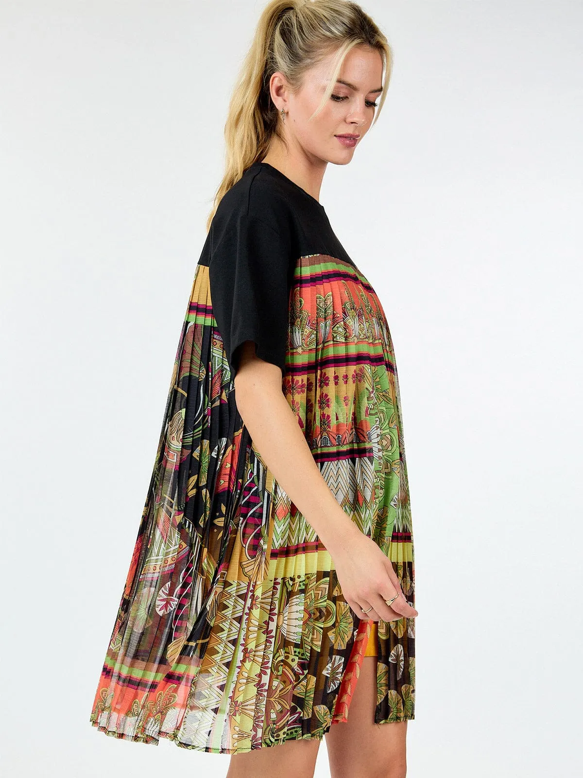 WOMEN'S SHORT SLEEVE MULTI PRINT PLEATED BLOUSE